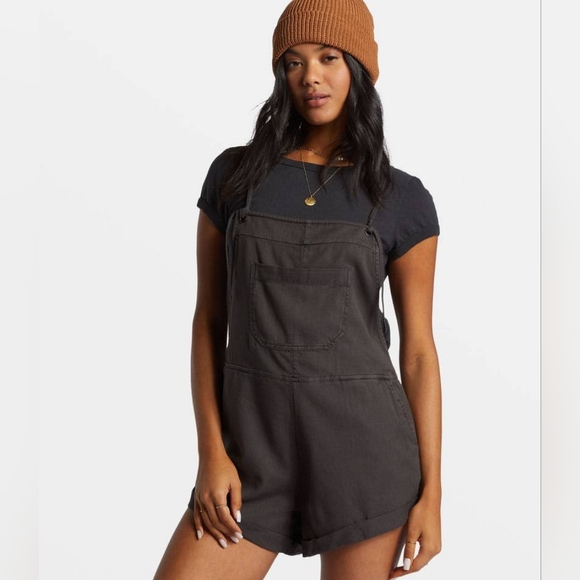 BILLABONG WILD PURSUIT ROMPER Off Black Junior's M/L $56 Festival Shorts - Picture 2 of 8